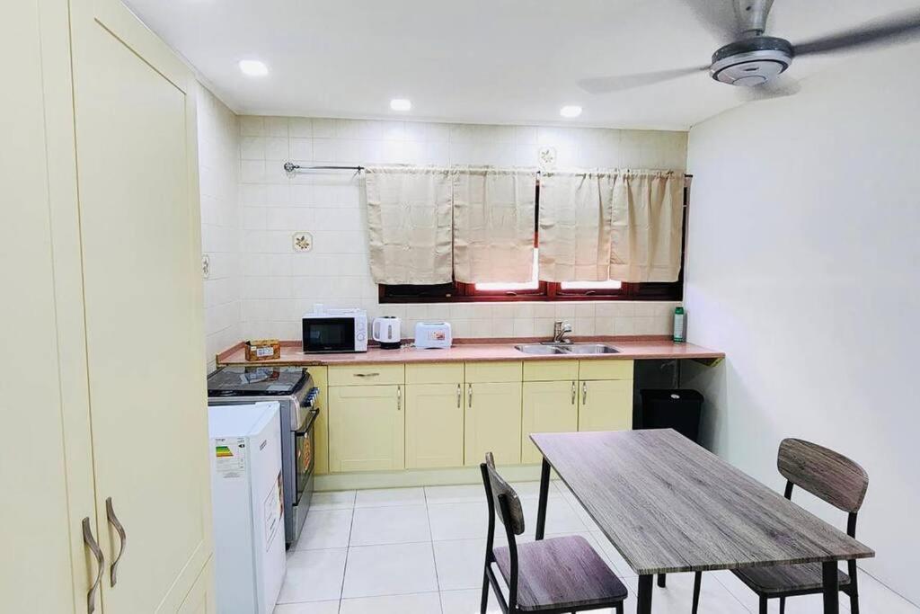 Vibrant Studio Near The Beach Jan Thiel المظهر الخارجي الصورة